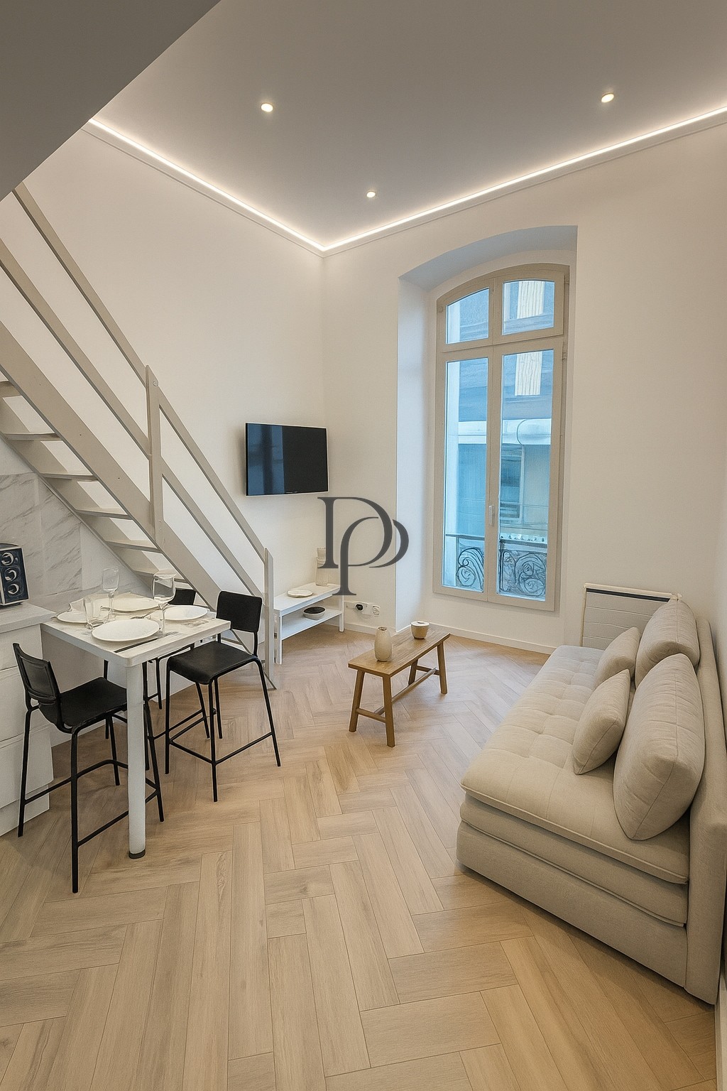 Appartement Hyper Centre Nice avenue Notre-Dame — familial avec mezzanine, 6 voyageurs
