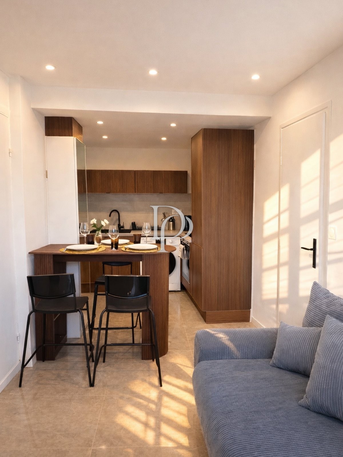Appartement design Quartier Musiciens Nice — T2 neuf moderne, 4 voyageurs, avenue Clemenceau